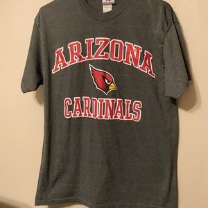 Nice Men’s  Large NFL Arizona Cardinals t-shirt